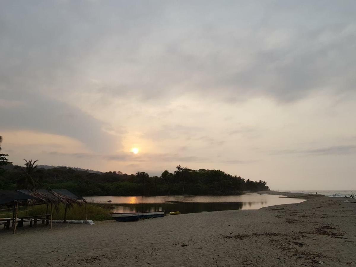 Teyuna Beach Hotel - Santa Marta (Magdalena) — Fotos 1